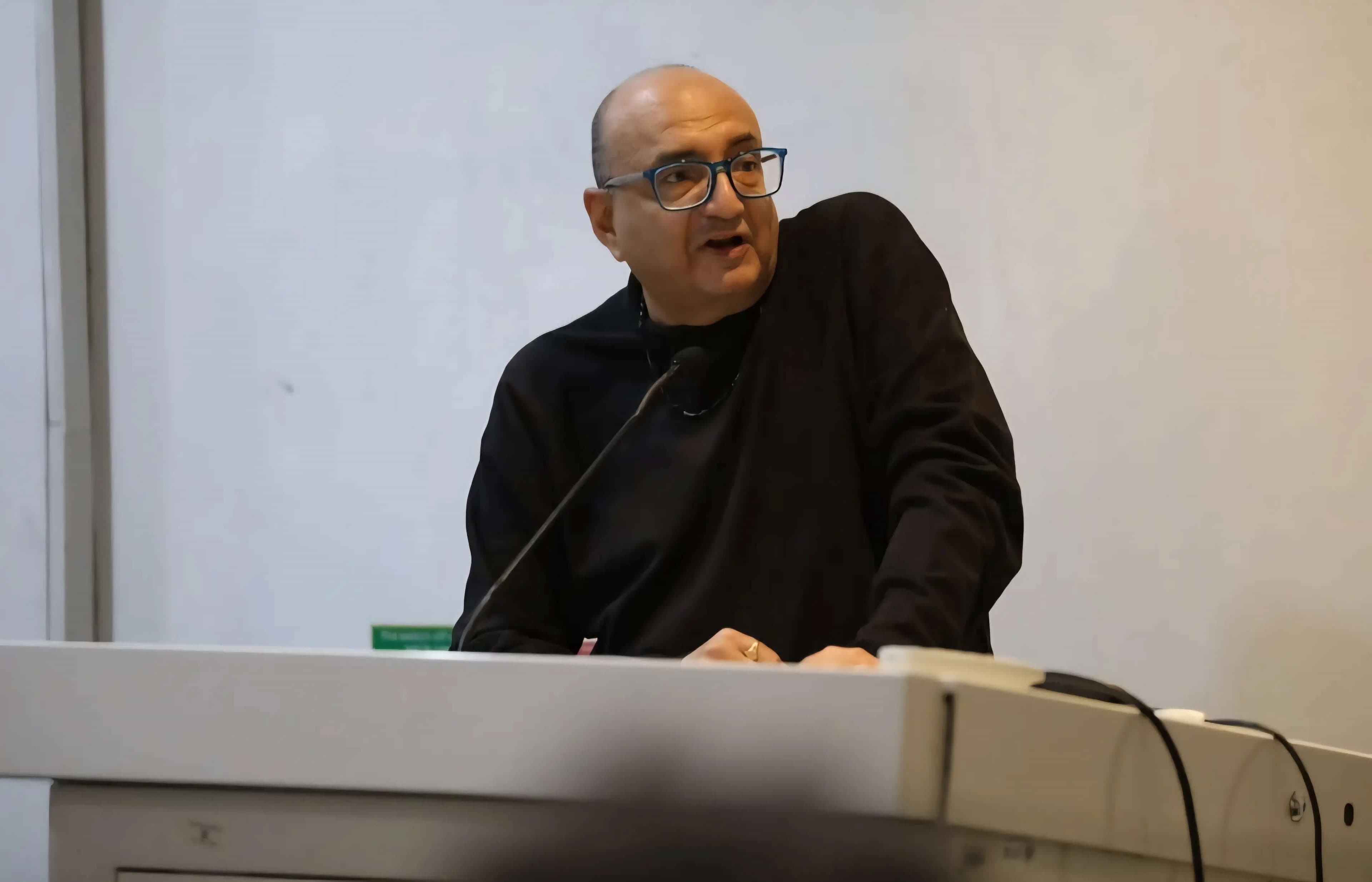 Passion must translate into knowledge, Vaswani tells TSOM students at Masterclass