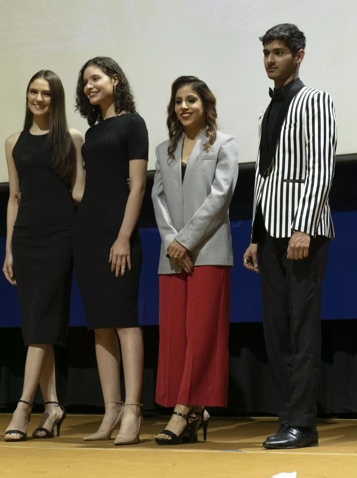 Srijan Singh with other contestants
