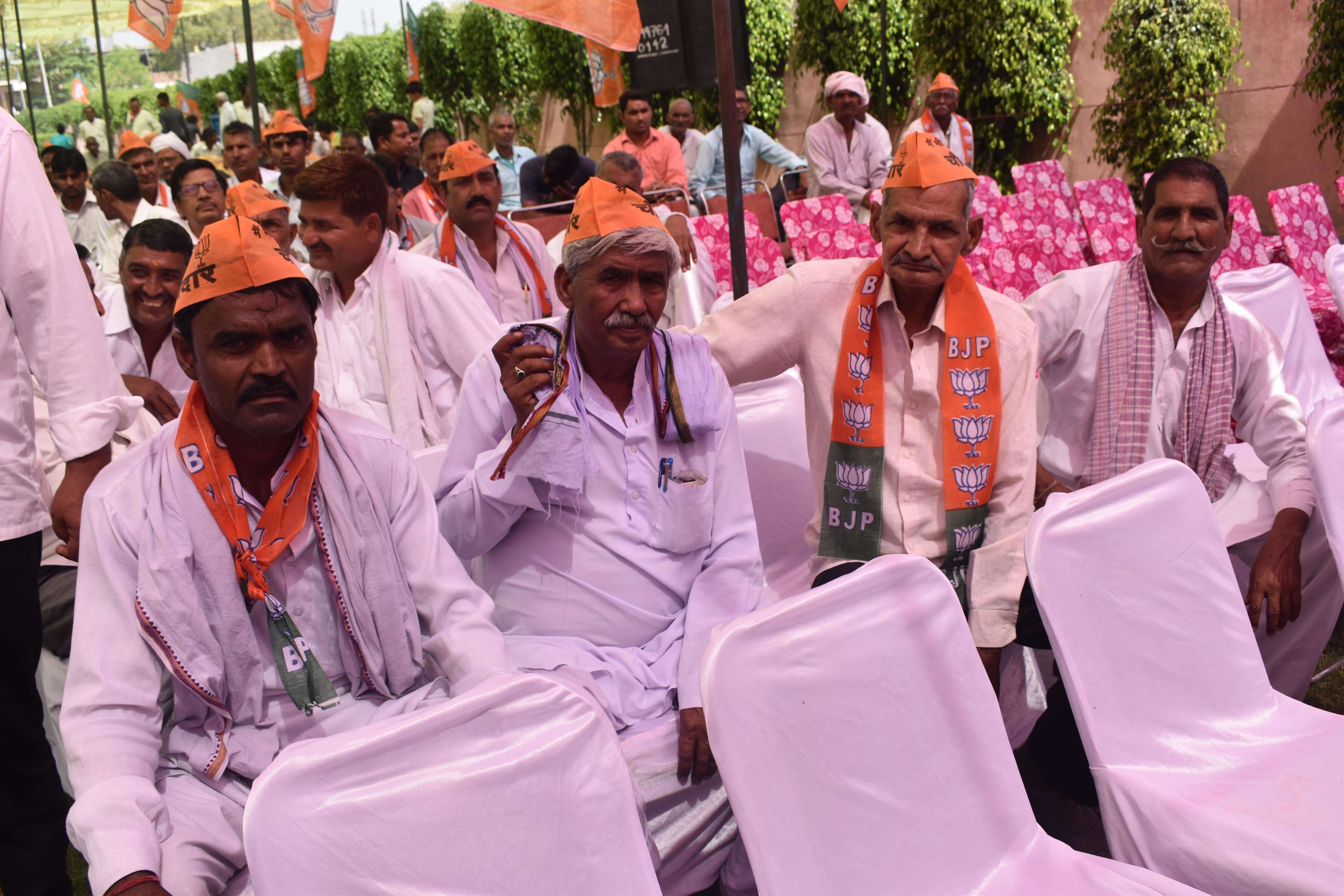 BJP supporters shared their problems in a public meeting at Faleda Bangar, a village in Jewar