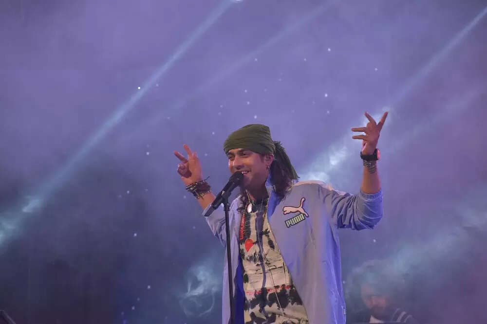 Bennett’s 3-day fest ends with Jubin Nautiyal concert