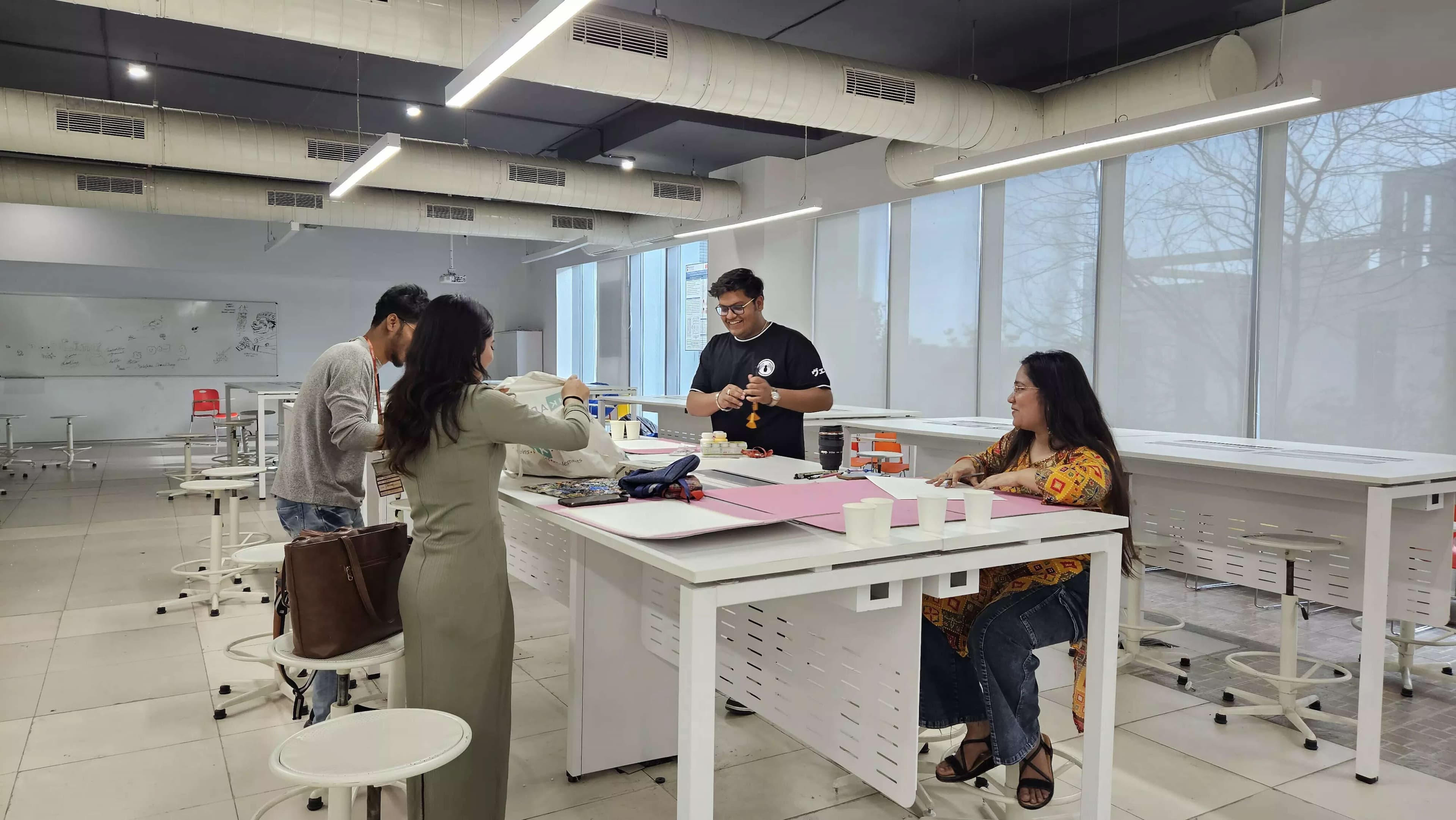 Silhouette hosts canvas painting at Uphoria 2024